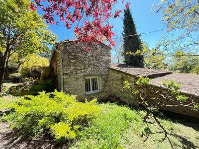 Maison - 150 m² - 9 pièces