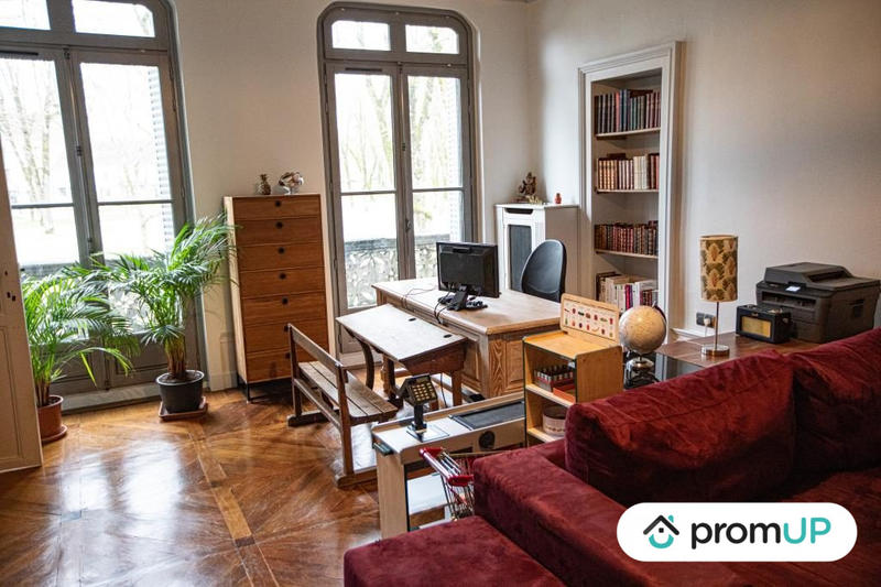 Appartement - 253 m² - 6 pièces