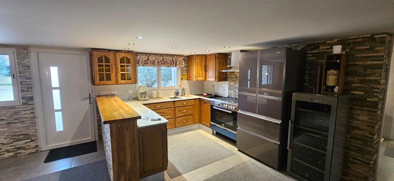 Maison - 207 m² - 7 pièces