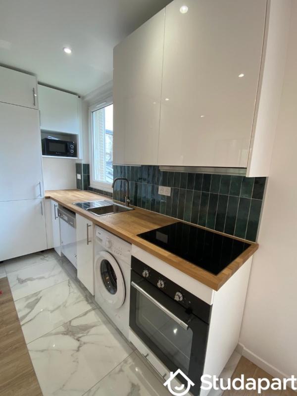 Chambre - 9 m² - 1 pièce