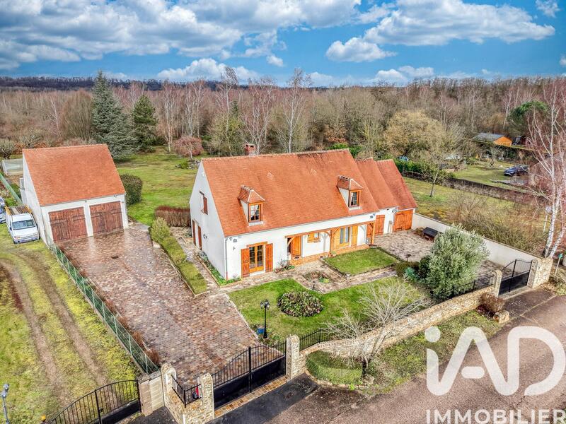 Maison - 142 m² - 7 pièces