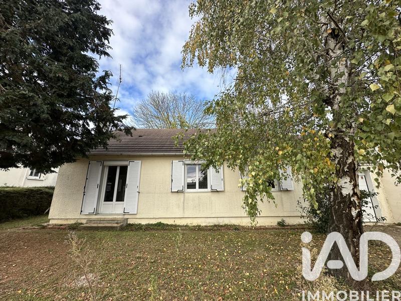 Maison - 95 m² - 5 pièces