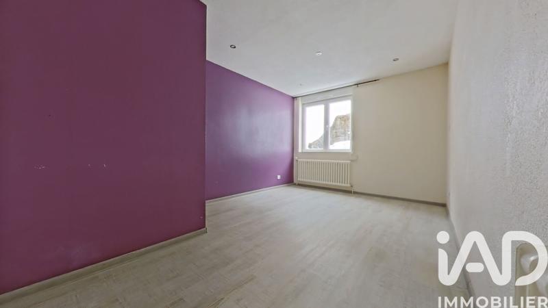 Maison - 211 m² - 8 pièces