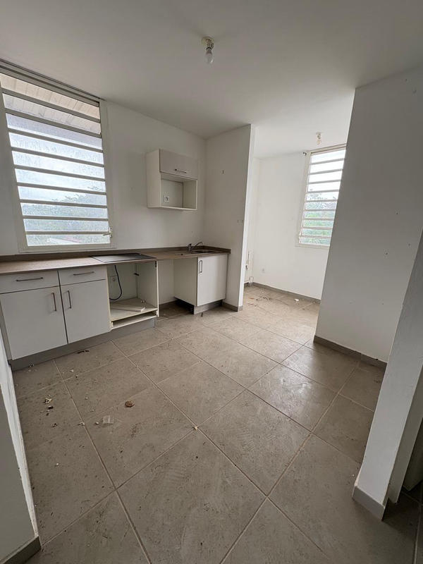 Appartement - 92 m² - 4 pièces