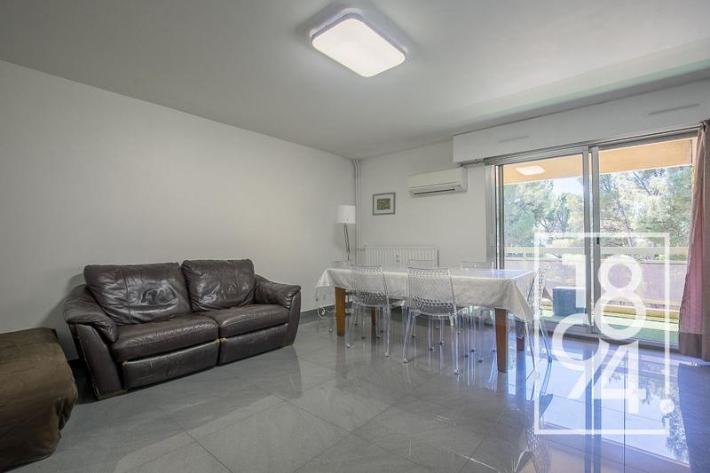 Appartement - 112 m² - 4 pièces