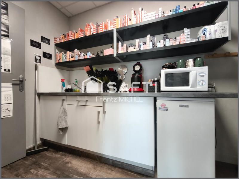 Local commercial - 54 m² - 3 pièces