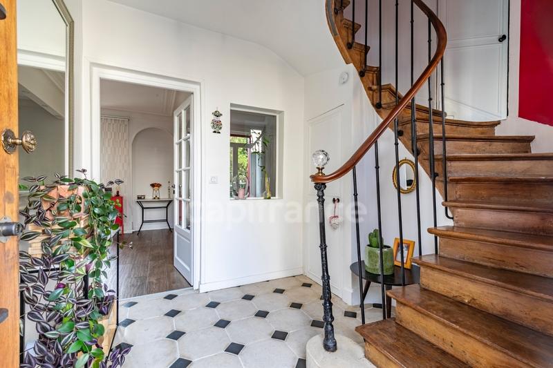 Maison - 157 m² - 5 pièces