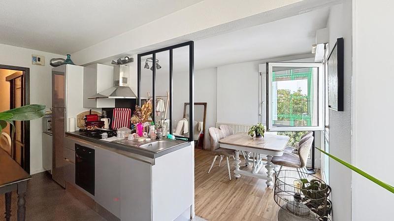 Appartement - 65 m² - 3 pièces