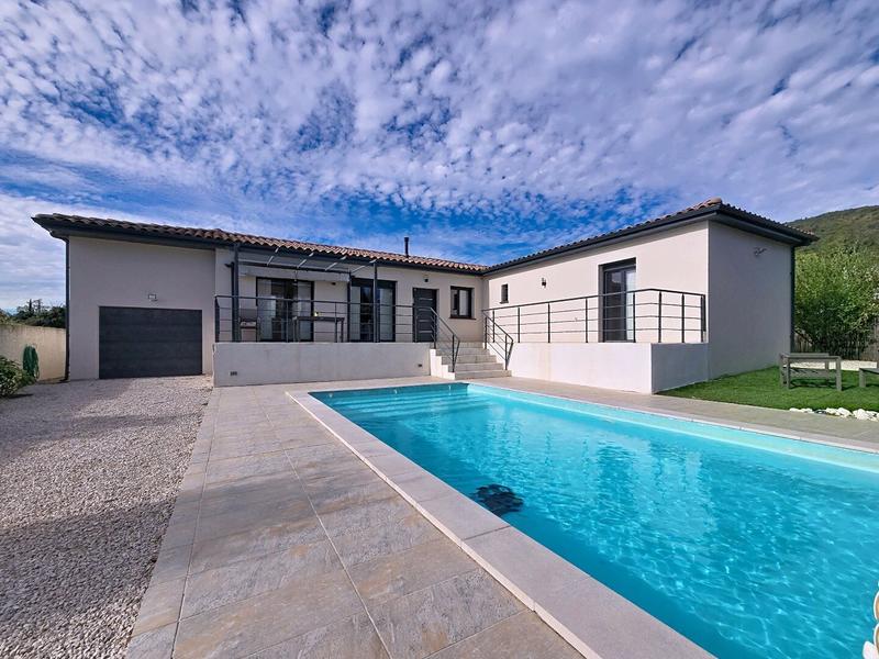 Villa - 137 m² - 5 pièces