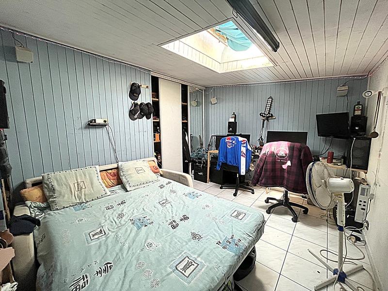 Loft - 117 m² - 4 pièces