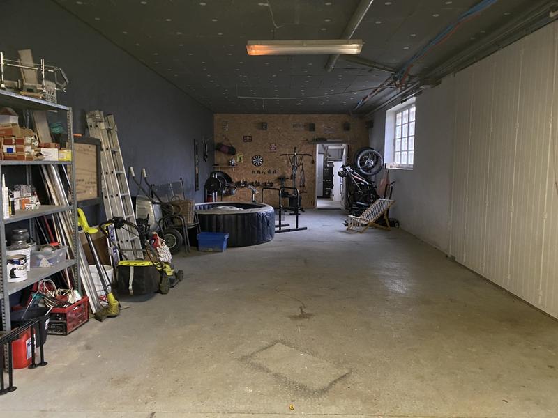 Maison ancienne - 180 m² - 5 pièces