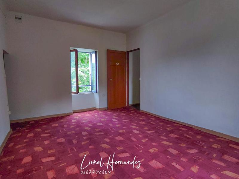 Immeuble - 195 m² - 9 pièces