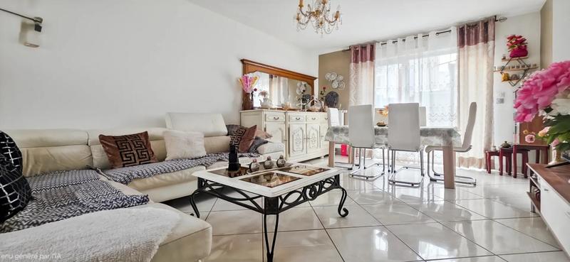 Maison - 86 m² - 4 pièces