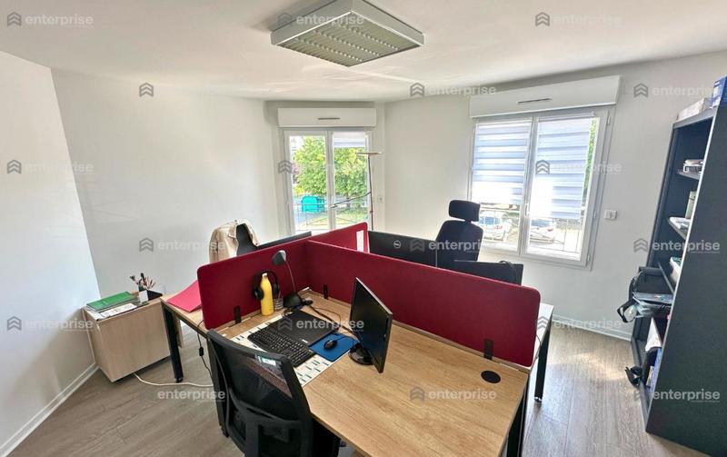 Bureau - 226 m²