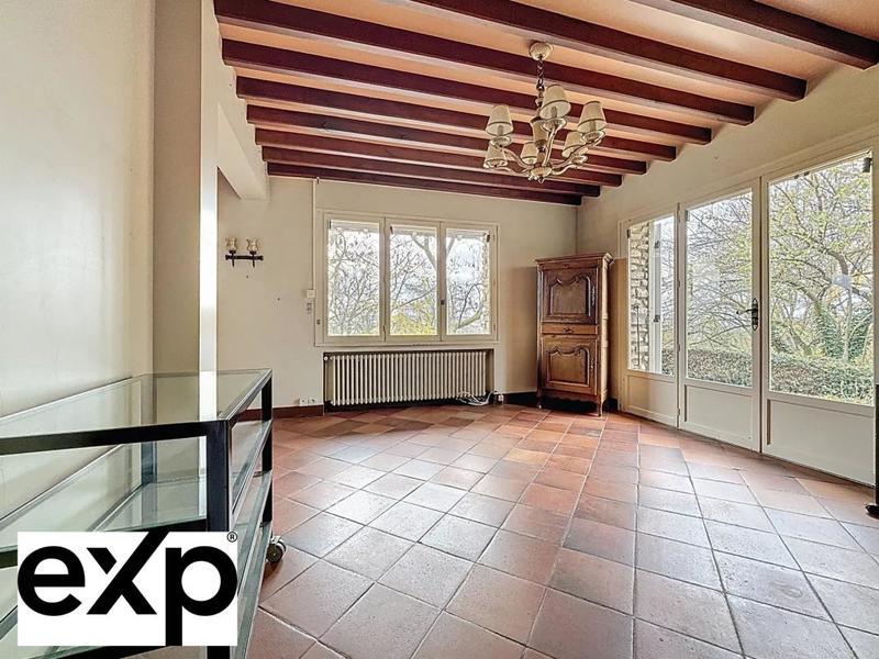 Propriété - 301 m² - 12 pièces