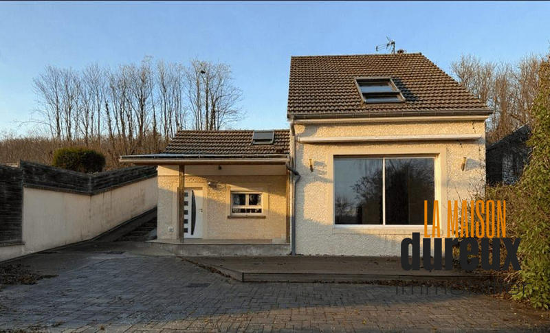 Maison - 101 m² - 5 pièces