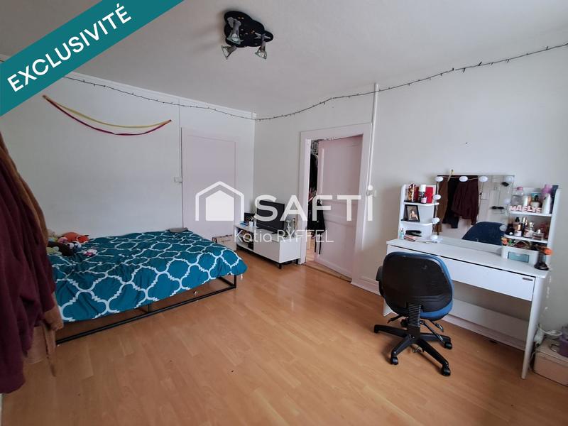 Maison - 196 m² - 9 pièces