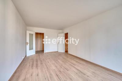 Appartement - 89 m² - 4 pièces