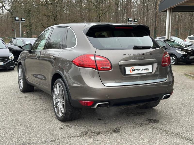 Porsche Cayenne II 4.8 V8 400 s