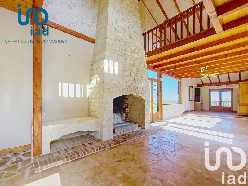 Maison - 201 m² - 7 pièces