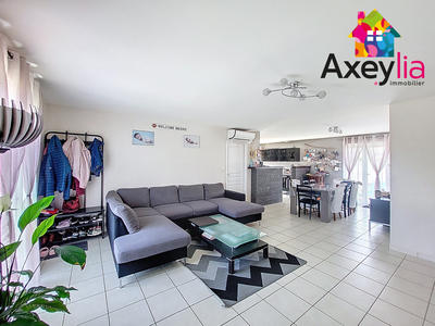 Maison - 102 m² - 6 pièces