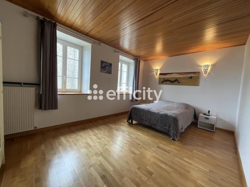 Maison - 188 m² - 8 pièces