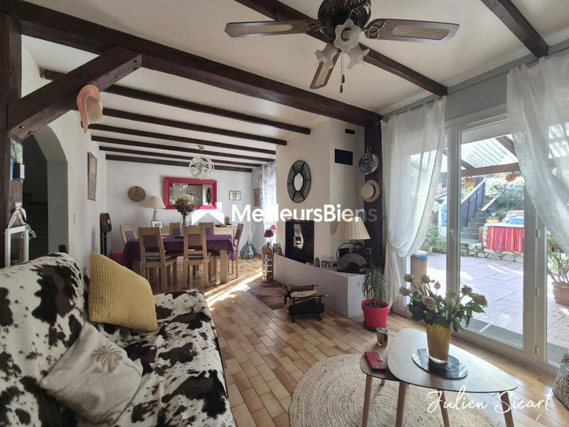 Maison - 95 m² - 4 pièces