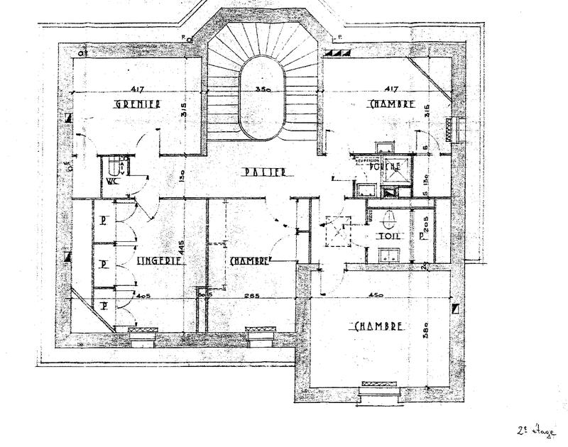 Propriété - 284 m² - 11 pièces