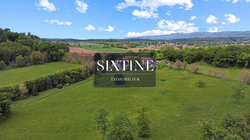 Maison ancienne - 552 m² - 10 pièces