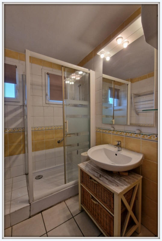 Appartement - 92 m² - 5 pièces