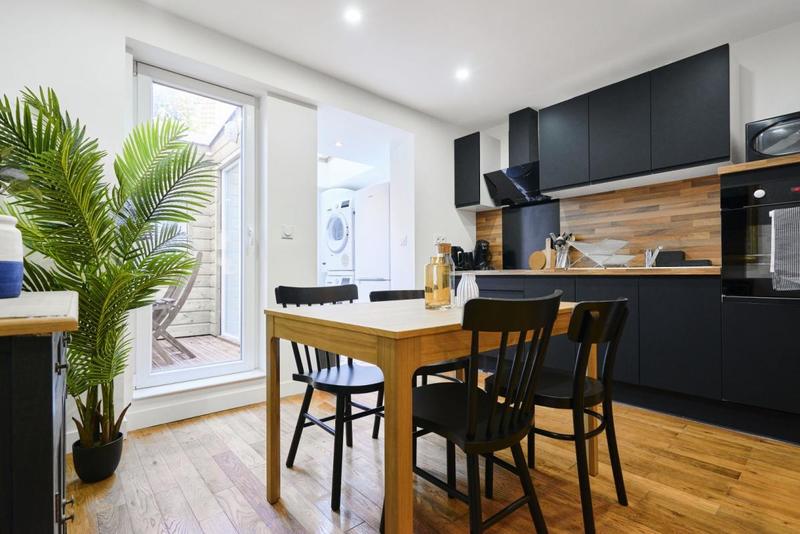 Maison - 91 m² - 5 pièces