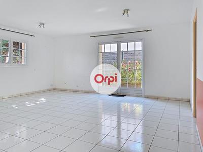 Maison - 121 m² - 6 pièces