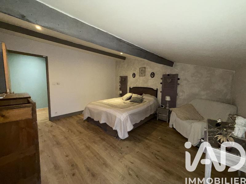 Maison de village - 263 m² - 8 pièces