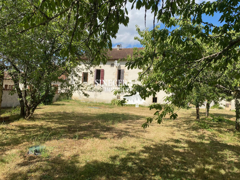 Maison - 140 m² - 6 pièces