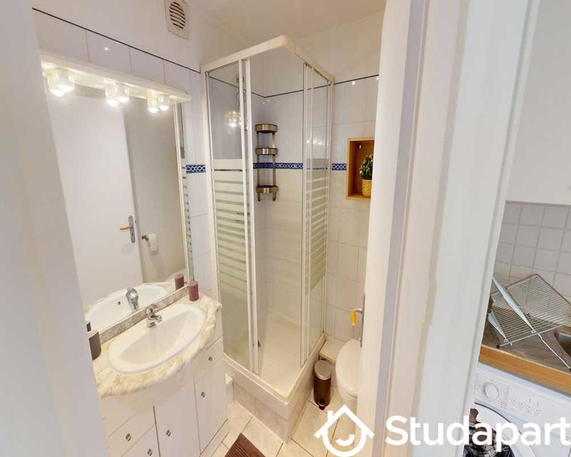 Chambre - 30 m² - 1 pièce