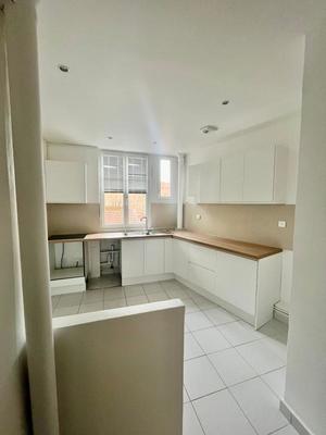 Appartement - 93 m² - 3 pièces