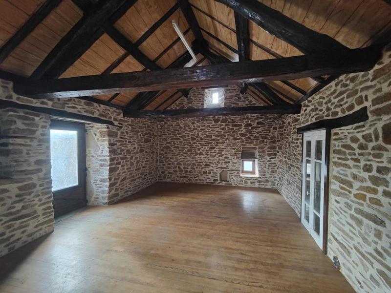 Maison en pierre - 120 m² - 6 pièces