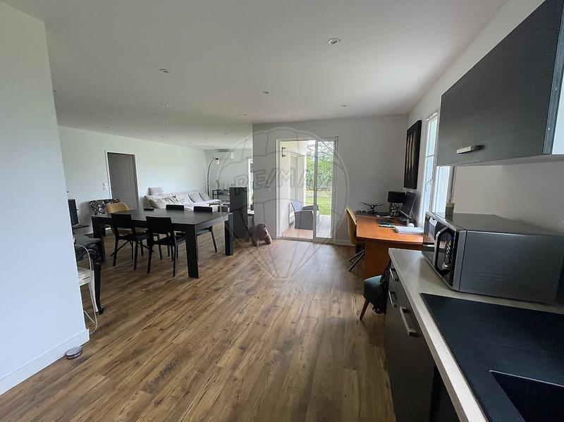 Maison - 108 m² - 4 pièces