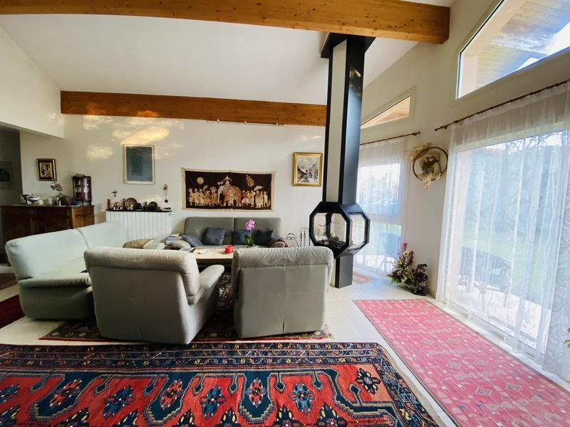 Villa - 190 m² - 6 pièces