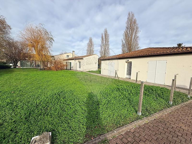 Immeuble - 868 m² - 15 pièces