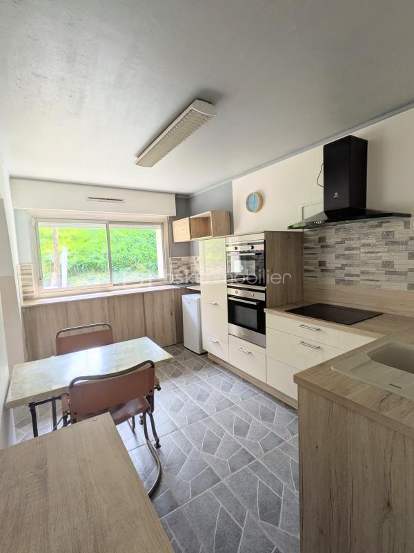 Maison - 111 m² - 5 pièces