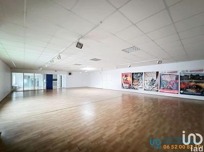 Local commercial - 2 935 m²