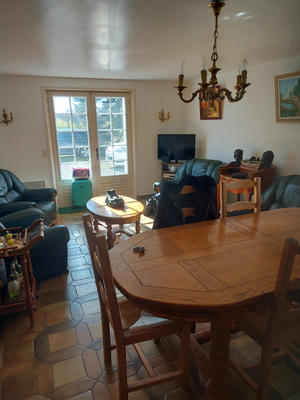 Maison - 151 m² - 7 pièces