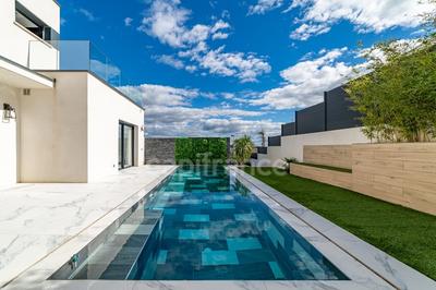 Maison - 150 m² - 5 pièces