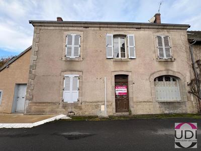 Maison - 138 m² - 6 pièces