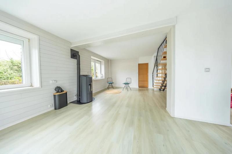 Maison - 250 m² - 8 pièces