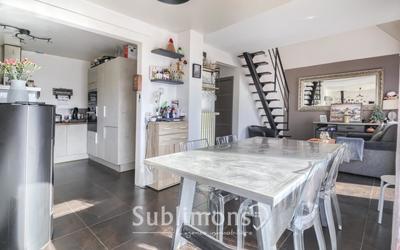 Maison - 100 m² - 5 pièces