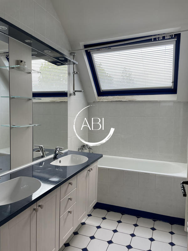 Maison ancienne - 150 m² - 4 pièces