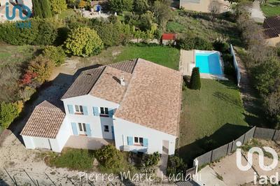 Maison - 160 m² - 5 pièces