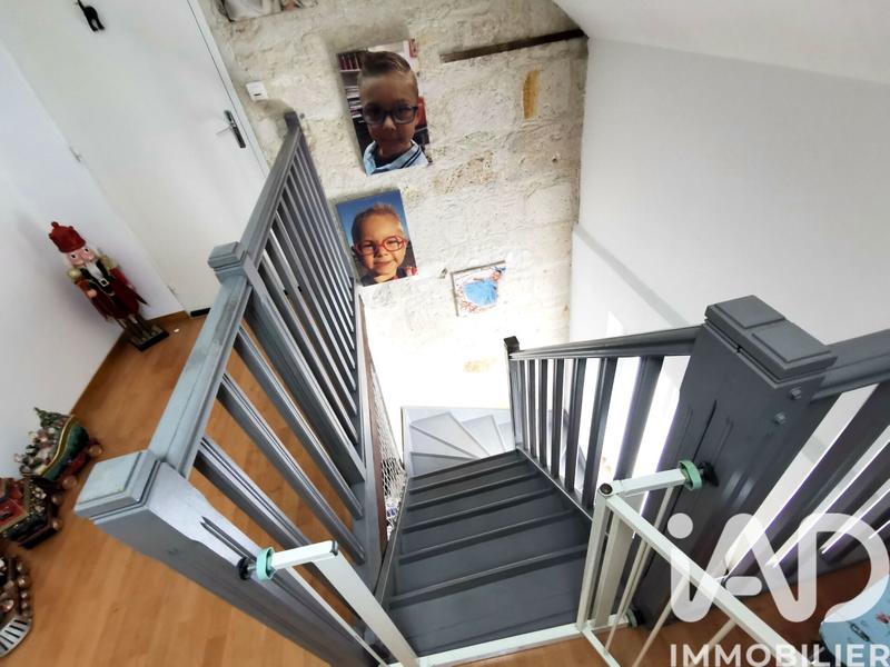 Maison - 211 m² - 7 pièces